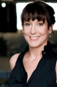 Picture of Laura Curvin